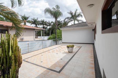 Casa para alugar com 678m², 5 quartos e 6 vagasVaranda 2 da sala 1