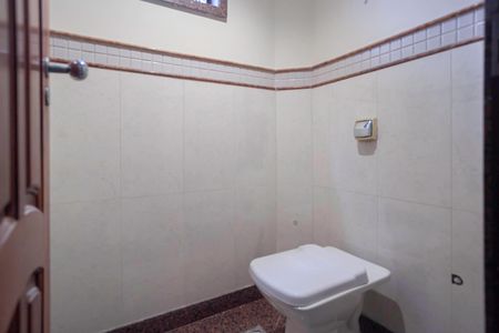 Casa para alugar com 678m², 5 quartos e 6 vagasLavabo 1