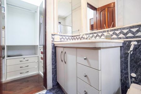 Casa para alugar com 678m², 5 quartos e 6 vagasBanheiro da suíte 3