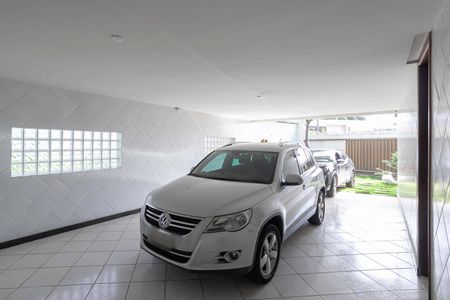 Casa para alugar com 678m², 5 quartos e 6 vagasGaragem