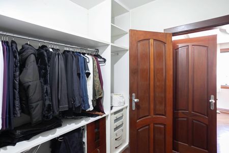 Casa para alugar com 678m², 5 quartos e 6 vagasCloset da suíte 5