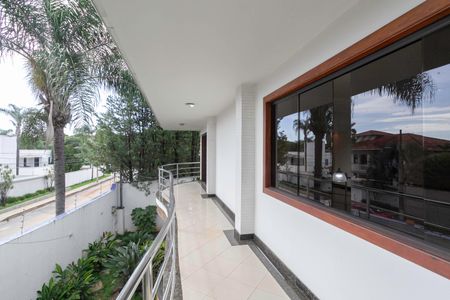 Casa para alugar com 678m², 5 quartos e 6 vagasVaranda 1 da sala 1