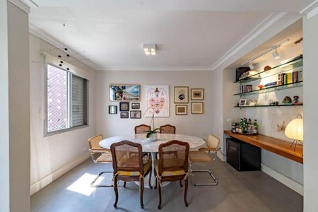 Apartamento à venda com 2 quartos, 126m² em Itaim Bibi, São Paulo