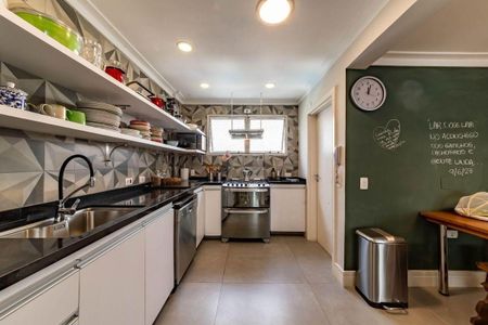Apartamento à venda com 2 quartos, 126m² em Itaim Bibi, São Paulo
