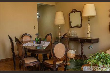 Apartamento à venda com 135m², 3 quartos e 1 vaga