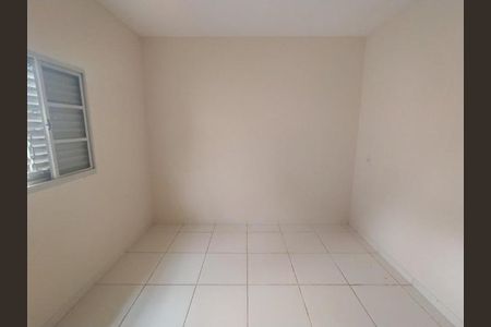 Quarto 1 de casa para alugar com 2 quartos, 100m² em Novo Mundo, Uberlândia
