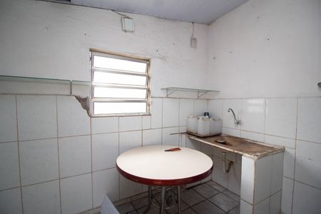 Casa para alugar com 165m², 2 quartos e 3 vagasEdícula Cozinha