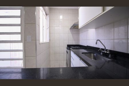 Casa para alugar com 80m², 2 quartos e 2 vagasCozinha