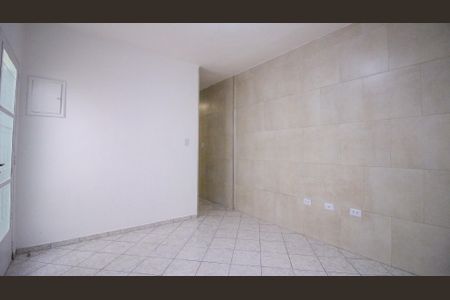Sala de casa para alugar com 2 quartos, 80m² em Jardim Vila Formosa, São Paulo