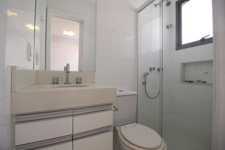 Apartamento para alugar com 167m², 3 quartos e 2 vagasQuarto 2 - Suíte