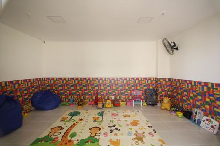 Apartamento para alugar com 167m², 3 quartos e 2 vagasÁrea Comum - Brinquedoteca