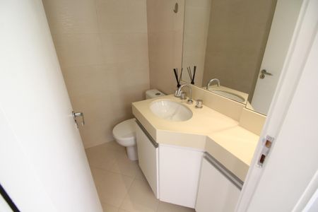 Apartamento para alugar com 167m², 3 quartos e 2 vagasLavabo