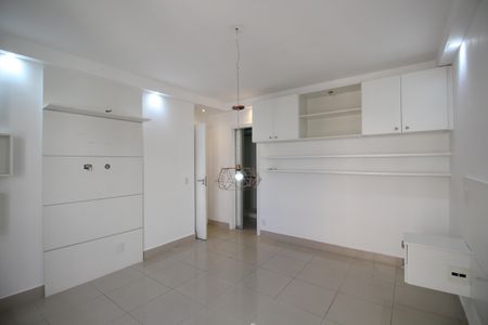 Apartamento para alugar com 167m², 3 quartos e 2 vagasQuarto 3