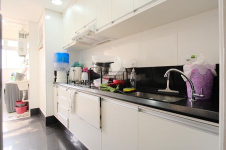 Apartamento para alugar com 67m², 3 quartos e 1 vagaCozinha e Área de Serviço