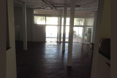 Casa à venda com 367m², 4 quartos e 3 vagasFoto 07
