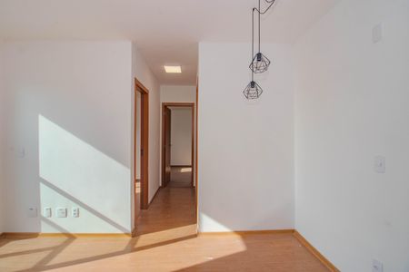 Sala de apartamento para alugar com 2 quartos, 44m² em Morro Santana, Porto Alegre