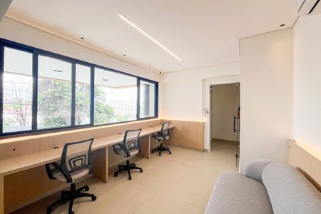 Apartamento para alugar com 34m², 1 quarto e sem vaga Apartamento para alugar com 34m², 1 quarto e sem vagaCoworking