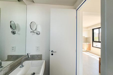 Apartamento para alugar com 34m², 1 quarto e sem vaga Apartamento para alugar com 34m², 1 quarto e sem vagaBanheiro