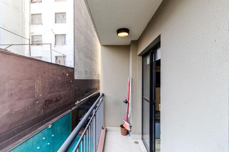 Studio à venda com 25m², 1 quarto e sem vaga Studio à venda com 25m², 1 quarto e sem vagaVaranda