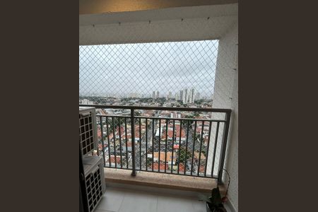 Apartamento à venda com 79m², 3 quartos e 1 vaga Apartamento à venda com 79m², 3 quartos e 1 vagaVaranda