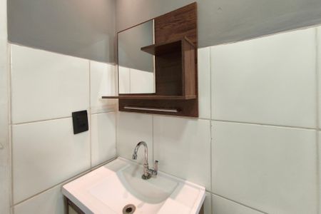 Apartamento para alugar com 55m², 2 quartos e 1 vaga Apartamento para alugar com 55m², 2 quartos e 1 vagaBanheiro