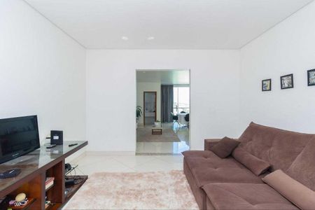 Casa à venda com 4 quartos, 325m² em Estoril, Belo Horizonte