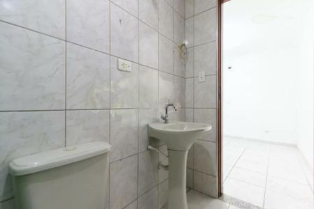 Casa à venda com 2 quartos, 263m² em Vila Carmosina, São Paulo