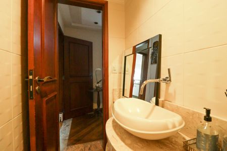 Apartamento à venda com 240m², 3 quartos e 4 vagasLavabo