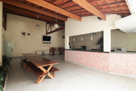 Apartamento à venda com 240m², 3 quartos e 4 vagasChurrasqueira