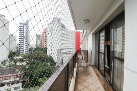 Apartamento à venda com 240m², 3 quartos e 4 vagasVaranda da Sala