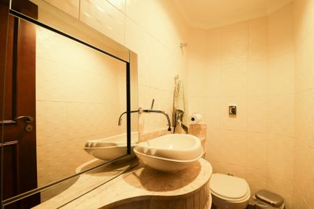 Apartamento à venda com 240m², 3 quartos e 4 vagasLavabo