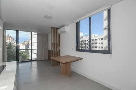 Apartamento para alugar com 32m², 1 quarto e sem vagaSala / Quarto / Cozinha