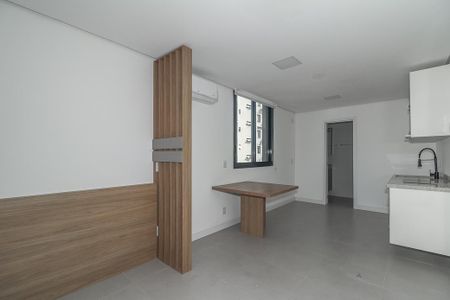 Sala / Quarto / Cozinha de apartamento para alugar com 1 quarto, 32m² em Independência, Porto Alegre