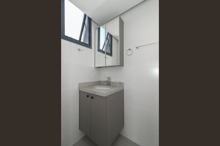 Banheiro de apartamento para alugar com 1 quarto, 32m² em Independência, Porto Alegre