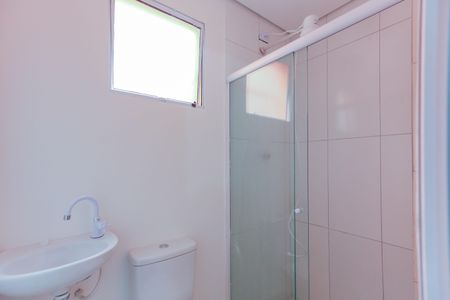 Banheiro de kitnet/studio para alugar com 1 quarto, 21m² em Vila Butantã, São Paulo