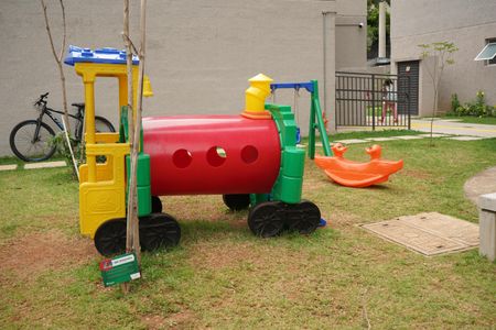 Apartamento à venda com 43m², 2 quartos e sem vagaÁrea comum - Playground