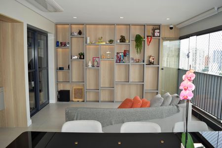 Apartamento à venda com 165m², 5 quartos e 3 vagas