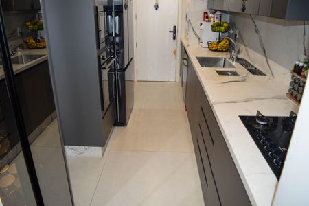 Apartamento à venda com 165m², 5 quartos e 3 vagas