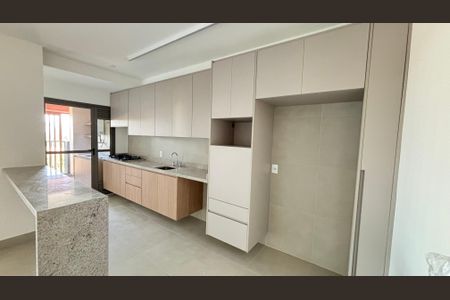 Apartamento para alugar com 3 quartos, 125m² em Santo Amaro, São Paulo