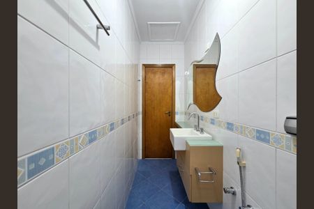 Casa de condomínio para alugar com 160m², 3 quartos e 2 vagasBanheiro Social