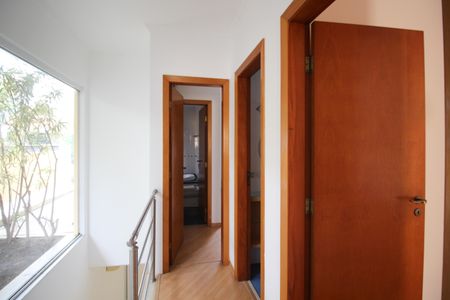 Casa para alugar com 160m², 3 quartos e 2 vagas Casa para alugar com 160m², 3 quartos e 2 vagasCorredor
