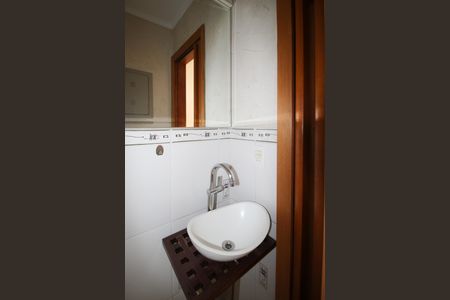 Casa para alugar com 160m², 3 quartos e 2 vagas Casa para alugar com 160m², 3 quartos e 2 vagasLavabo