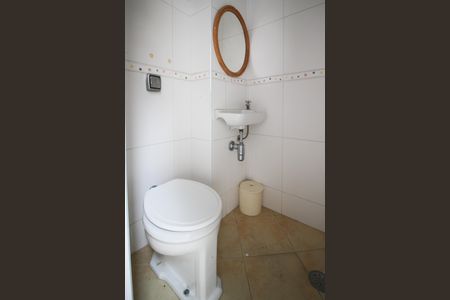 Casa para alugar com 160m², 3 quartos e 2 vagas Casa para alugar com 160m², 3 quartos e 2 vagasBanheiro de serviço