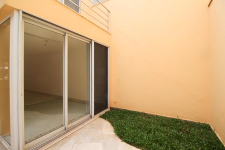 Casa para alugar com 160m², 3 quartos e 2 vagas Casa para alugar com 160m², 3 quartos e 2 vagasQuintal