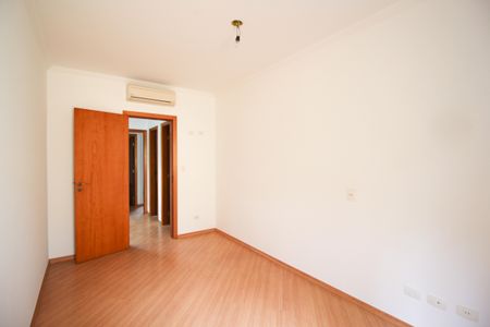 Casa para alugar com 160m², 3 quartos e 2 vagas Casa para alugar com 160m², 3 quartos e 2 vagasQuarto 2