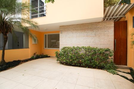 Casa para alugar com 160m², 3 quartos e 2 vagas Casa para alugar com 160m², 3 quartos e 2 vagasGaragem