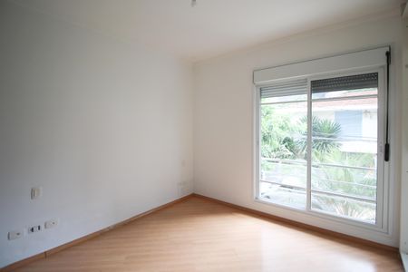 Casa para alugar com 160m², 3 quartos e 2 vagas Casa para alugar com 160m², 3 quartos e 2 vagasSuíte
