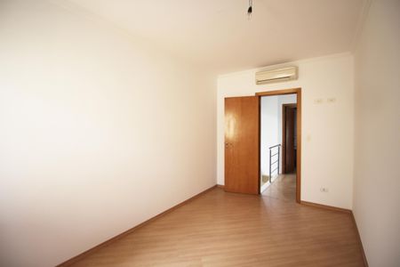 Casa para alugar com 160m², 3 quartos e 2 vagas Casa para alugar com 160m², 3 quartos e 2 vagasQuarto 2