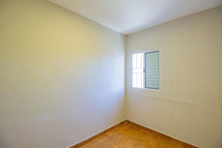 Quarto 1 de casa para alugar com 2 quartos, 80m² em Parque Santo Antônio, São Paulo