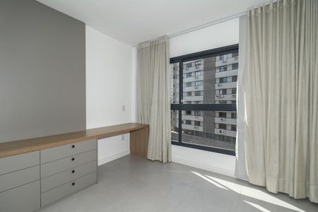 Sala / Quarto / Cozinha de apartamento para alugar com 1 quarto, 24m² em Independência, Porto Alegre